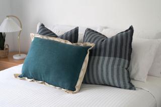 Palm Springs Waterfront Retreat - Broadbeach Waters - 4