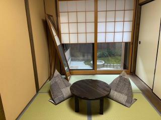 Kyōraku Honkan 杏洛 本館 ,Kyoto Machiya ,Garden Bath - 1