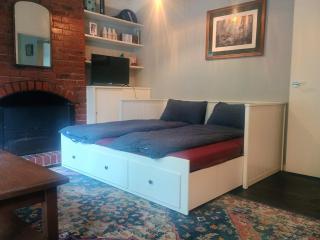 Half a house with Cubby House in Selby near Puffing Billy - 6