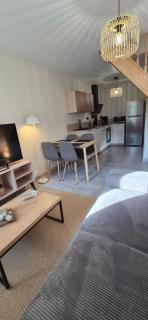 Maison rénovée avec stationnement privatif - Cherbourg en Cotentin - 0