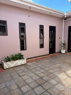 Freetown resort-Gulu - 8