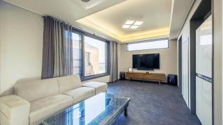 Pohang Sunrise Pool Villa - 7