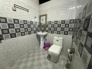 Hotel Sunrise Inn & Restaurant, Kanatal - 5