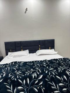 shivoham Stays - Mājra - 1