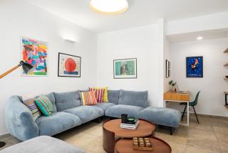 Penthouse & Terrace near Hilton by FeelHome - 1