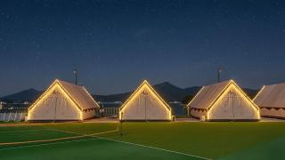 Goseong Bluebeach Pension&Glamping - 1