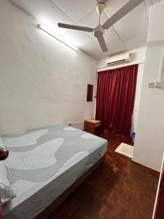 Comfortable two-storey terrace house near main road perai - 1