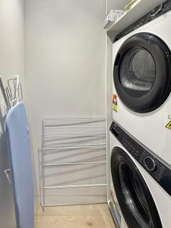 The Edward Residences, Quiet Luxury 3 bed condo - 5