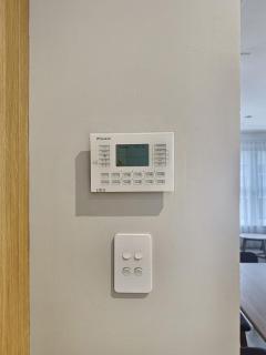 The Edward Residences, Quiet Luxury 3 bed condo - 1