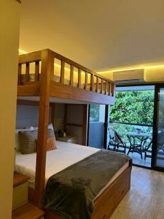 Bonbon Beach House - 4