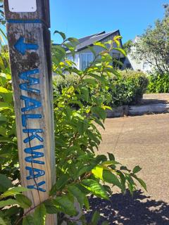 Cathedral Cove Cottage - 9