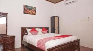 OYO 2410 Intan Hotel - 3