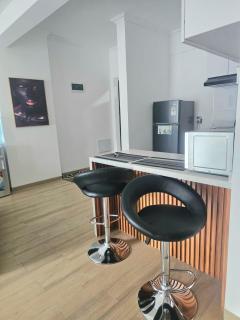 Marina Bay by BednBeyond Urban Vogue Westlands with Pool & Gym - 6