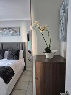 Charming Oasis in the East - 7