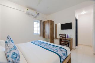 Hotel Royal Manyata - 2