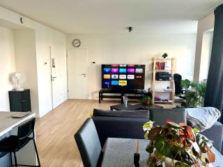 Apartment Family-Friendly Steps from Atomium - City Center 6 min - 5