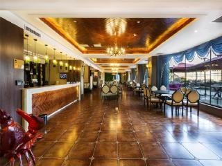 Metropolo Hotel Yining Development Zone Hanma Building - 0