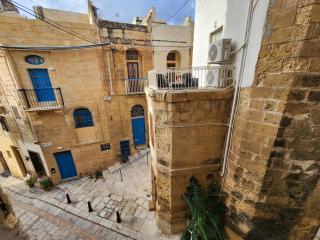 Vittoria - charming 500-year-old house nestled within the fortified walls of Birgu - 8