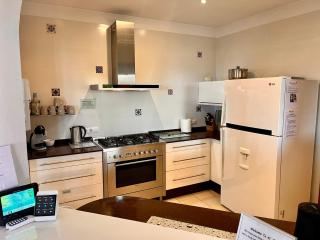 Al Qasr Villa Mountain retreat in the heart of Cortijo Cabrera - 6