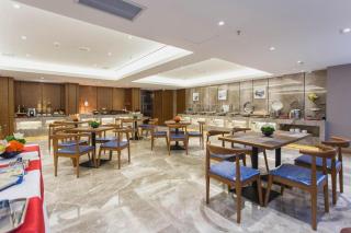 Yitel Collection Shenyang Hunnan Olympic Sports Center Caixia Street Metro Station - 5