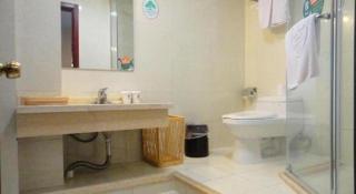 GreenTree Inn Taicang Baolong Square Hotel - 2