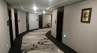 Xinxiang Zhongzhou Yihe Hotel - 2