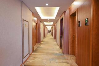 GreenTree Inn Jiangsu Zhangjiagang Jingang Town Darunfa Express Hotel - 7