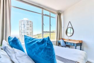 Table Mountain Retreat, Hike, Sea and City Views - 3