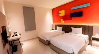 Zoom Dharmahusada Hotel - 5