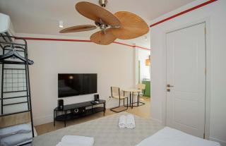 Chic Studio near Fabrika-By Wehost - 7