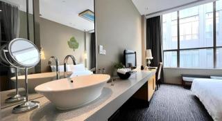 Guangzhou Carat Hotel - 4