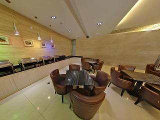 Starway Hotel Hongqiao Junction Center Branch - 9