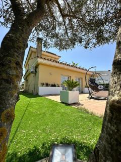 Seahomes Vacations - Charming House with Private Pool - 1