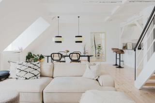 Luxury Penthouse Duplex with Water View - 2