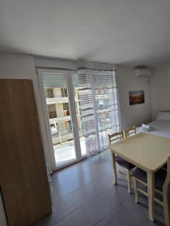 Shengjin Apartament,s With Seaview - 9