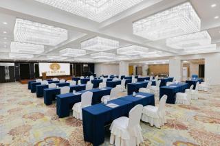 New Century Pujiang Hotel - 1