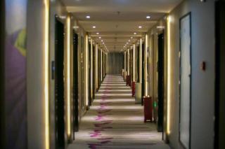 Lavande Hotels Yuxi Times Square - 4