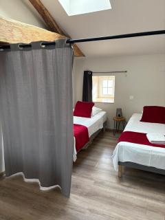 Les Glaneuses - 2 logements en centre bourg de 4 à 10 personnes à 3 min du Puy duFou - 3