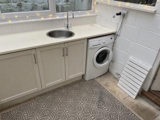 Quiet location close to centre - 6