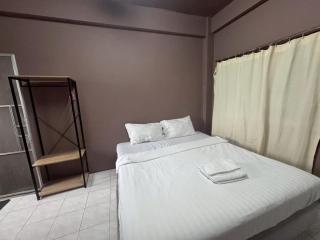 Bangna Suvarnabhumi Guest House - 8