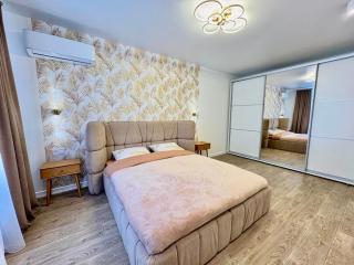 Designer Lux with Balkon - 9