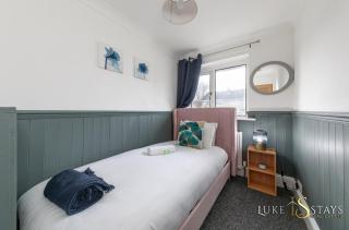 Luke Stays - Fallsway - 6