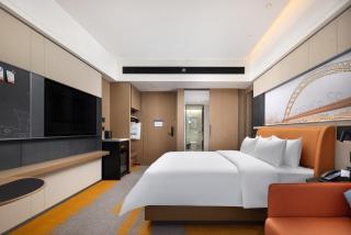 武汉国际广场江汉路希尔顿欢朋酒店 - 5