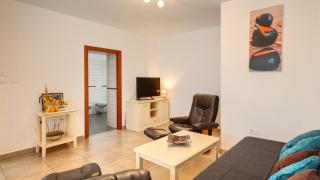 Rustic villa Casa Mate with 2 bedrooms in Tinjan - 2