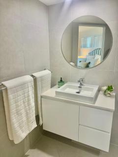 La Dolce Vita ocean front apartment - Caloundra - 2