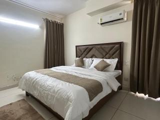 SkyNest - 2BHK - Airport Road Mohali - For Corporate & Families - 4