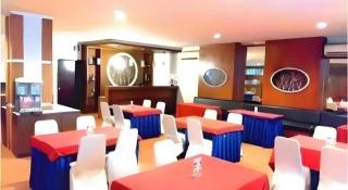 Alexander Hotel Tegal - 7