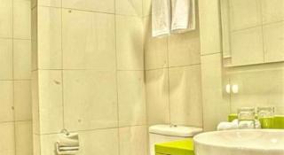 Pomelotel Patra Kuningan Jakarta - 1