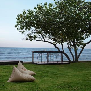 Mola-Mola Beachfront Villa by Yudee Assets - 4