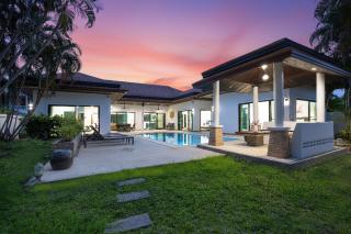 Spacious 3BR Pool Villa - White Cove - 5